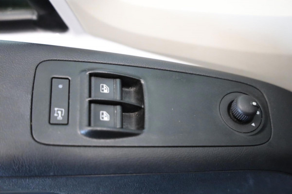 Peugeot Boxer 2.2 BlueHDi L3/H2 NAP CAMERA TREKHAAK AIRCO NAVI CRUISE CONTROL LEASE v/a € 174,-p.m. Inruil mogelijk