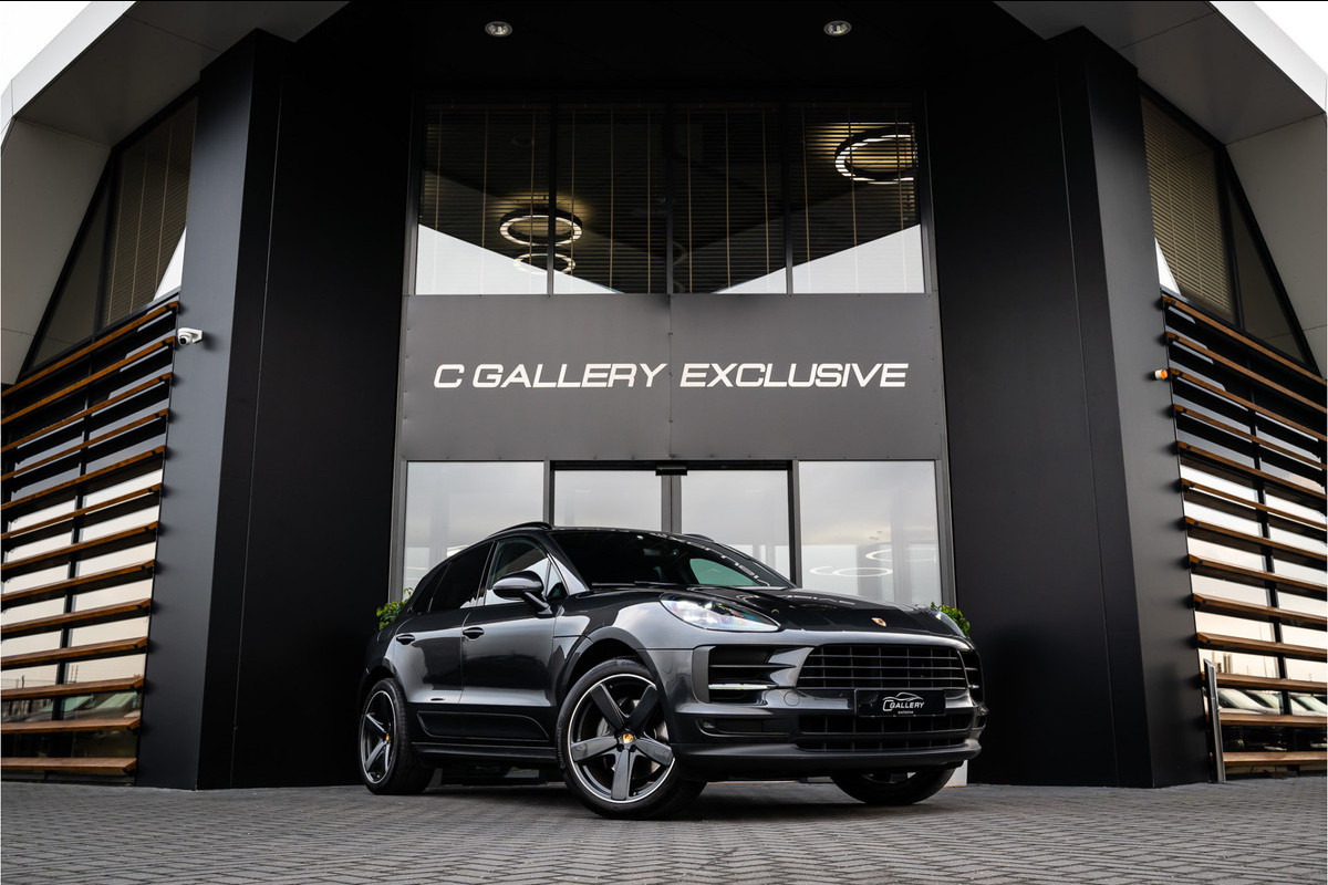 Porsche Macan 3.0 S - Facelift l Carbon l Alcantara Hemel l Panorama | Luchtv. | Elek. Trekhaak Porsche Macan 3.0 S - Facelift l Carbon l Alcantara Hemel l Panorama | Luchtv. | Elek. Trekhaak
