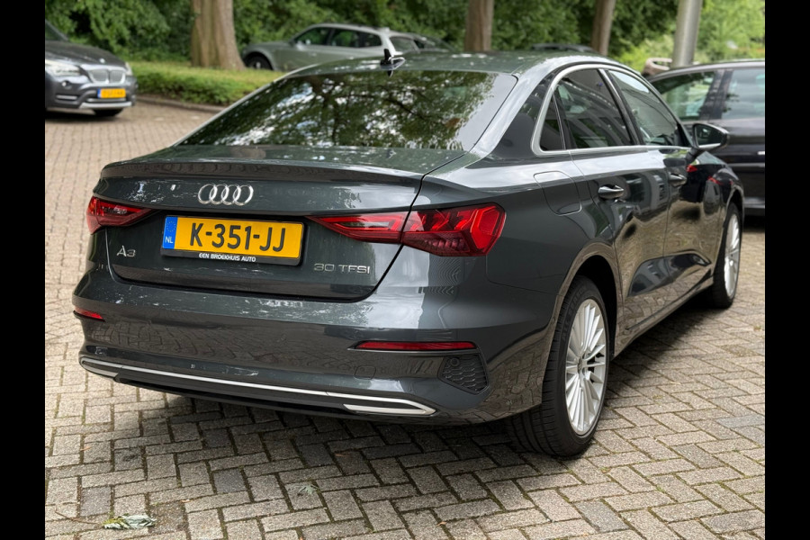 Audi A3 Limousine 30 TFSI Business edition l Climate l ACC l Xenon l Navi l Automaat l VDOH l