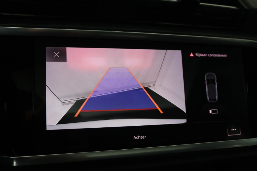 Audi Q3 Sportback 35 TFSI S-line (PANORAMADAK, CAMERA, CARPLAY, LEDER, LED, ELEKT. ACHTERKLEP)