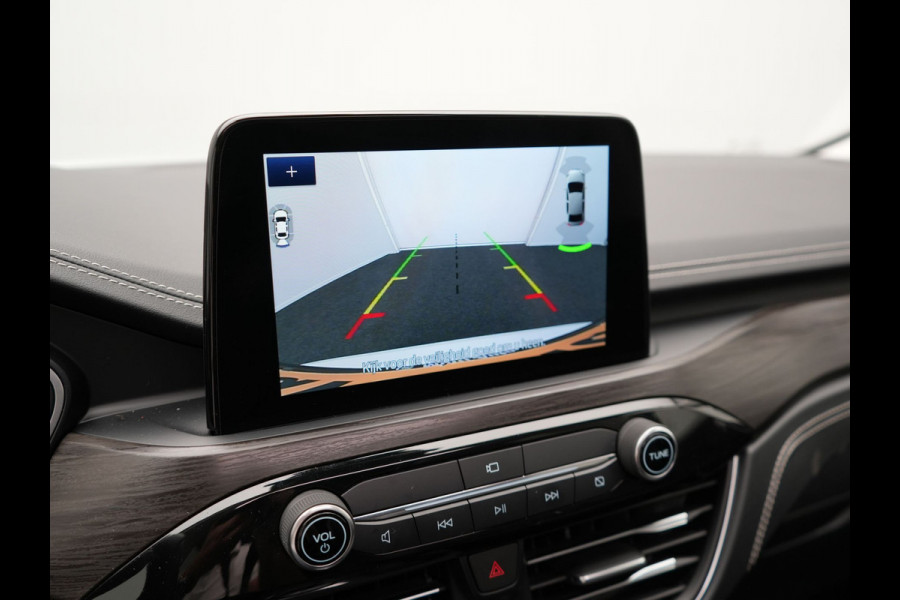 Ford Kuga 2.5 Vignale Plug In Hybrid 225pk PHEV | Trekhaak af Fabriek | Panodak | Adaptive Cruise | Lederen Sportstoelen Memory | Head Up | B&O Sound |  Keyless | 360 Camera | Apple Carplay |