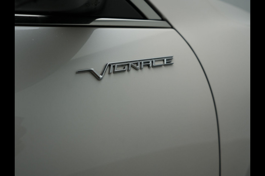 Ford Kuga 2.5 Vignale Plug In Hybrid 225pk PHEV | Trekhaak af Fabriek | Panodak | Adaptive Cruise | Lederen Sportstoelen Memory | Head Up | B&O Sound |  Keyless | 360 Camera | Apple Carplay |
