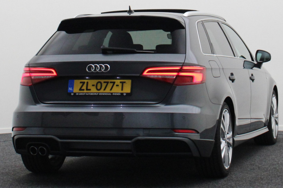 Audi A3 Sportback 35 TFSI CoD Advance Sport Automaat S Line, Panoramadak, Leer, Apple Carplay, Camera, LED