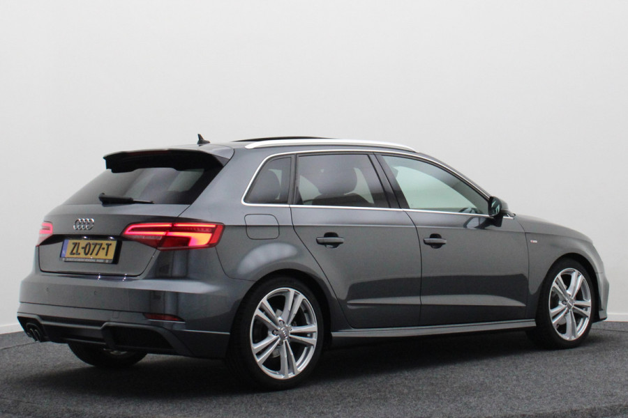 Audi A3 Sportback 35 TFSI CoD Advance Sport Automaat S Line, Panoramadak, Leer, Apple Carplay, Camera, LED