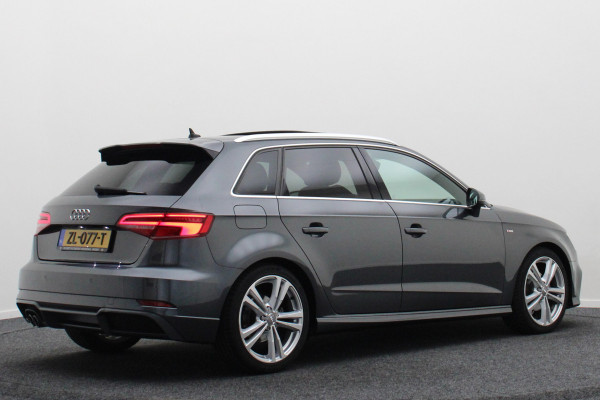 Audi A3 Sportback 35 TFSI CoD Advance Sport Automaat S Line, Panoramadak, Leer, Apple Carplay, Camera, LED