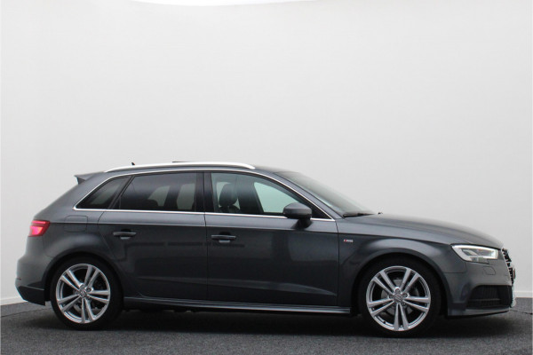 Audi A3 Sportback 35 TFSI CoD Advance Sport Automaat S Line, Panoramadak, Leer, Apple Carplay, Camera, LED