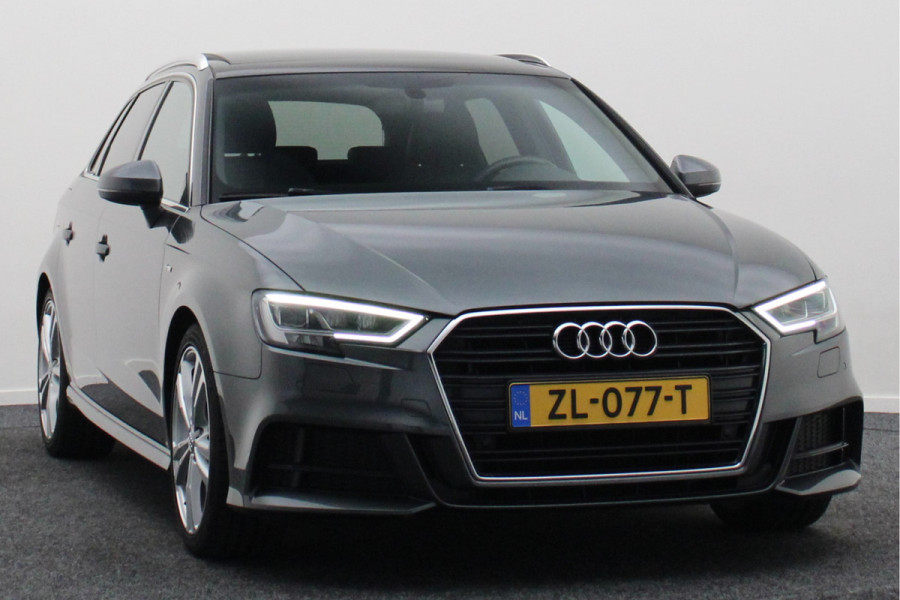 Audi A3 Sportback 35 TFSI CoD Advance Sport Automaat S Line, Panoramadak, Leer, Apple Carplay, Camera, LED