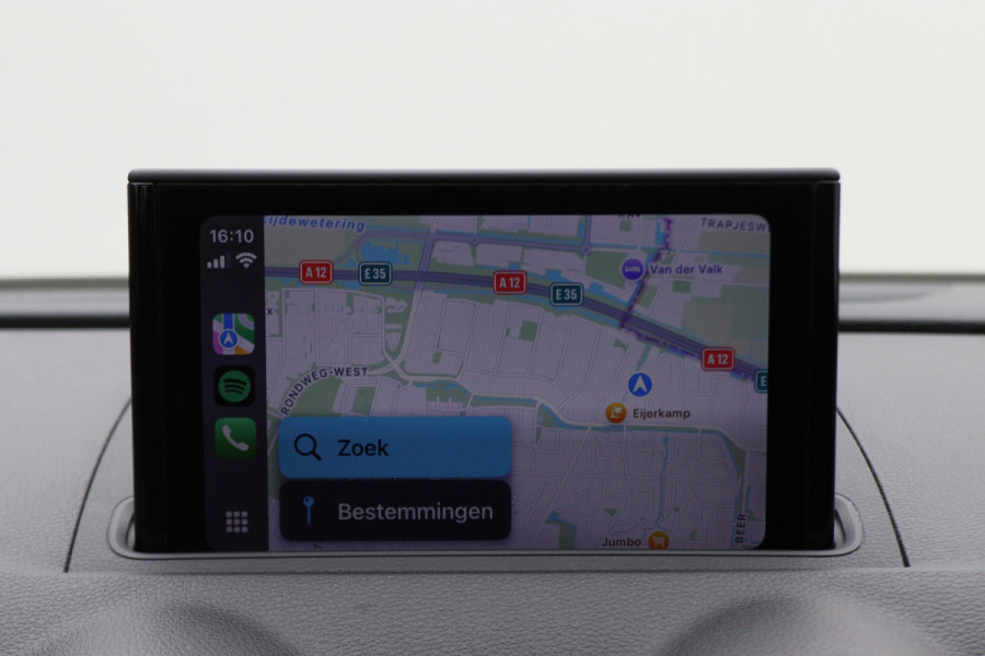 Audi A3 Sportback 35 TFSI CoD Advance Sport Automaat S Line, Panoramadak, Leer, Apple Carplay, Camera, LED