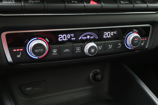 Audi A3 Sportback 35 TFSI CoD Advance Sport Automaat S Line, Panoramadak, Leer, Apple Carplay, Camera, LED