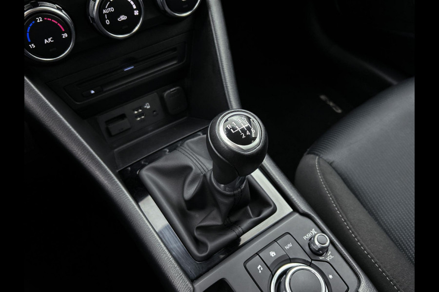 Mazda CX-3 2.0 SkyActiv-G 121 Sportive(NL-auto, Goed OnderH, Navi, Trekhaak, StoelV, Cruise Con, Etc)
