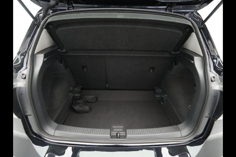 Volkswagen T-Cross 1.0 TSI 110pk Style Navigatie Trekhaak Camera Stoelverwarming 154
