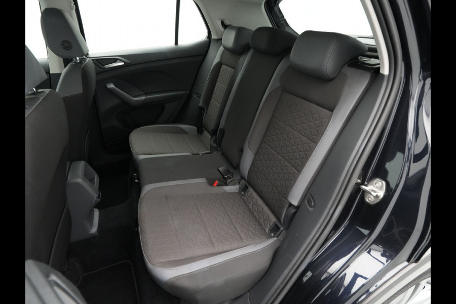 Volkswagen T-Cross 1.0 TSI 110pk Style Navigatie Trekhaak Camera Stoelverwarming 154