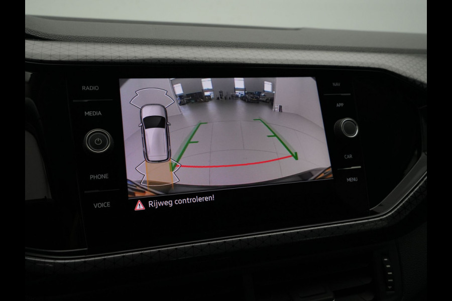 Volkswagen T-Cross 1.0 TSI 110pk Style Navigatie Trekhaak Camera Stoelverwarming 154
