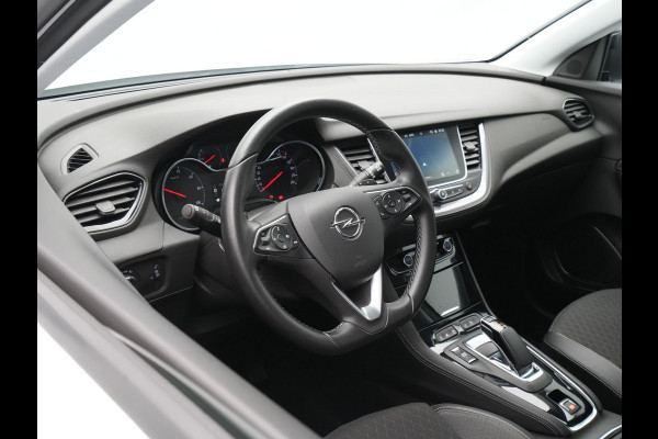 Opel Grandland X 1.6 Turbo Hybrid4 300pk Innovation Navigatie Camera Elek. klep Keyless Carplay Side Assist 68