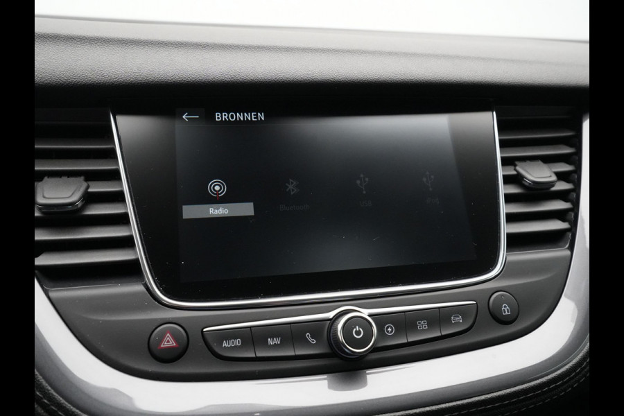 Opel Grandland X 1.6 Turbo Hybrid4 300pk Innovation Navigatie Camera Elek. klep Keyless Carplay Side Assist 68