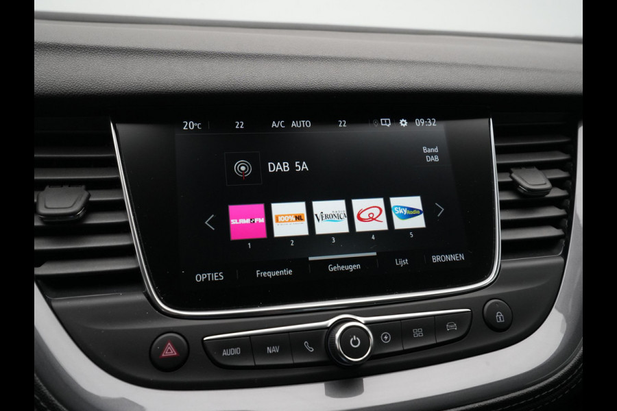 Opel Grandland X 1.6 Turbo Hybrid4 300pk Innovation Navigatie Camera Elek. klep Keyless Carplay Side Assist 68