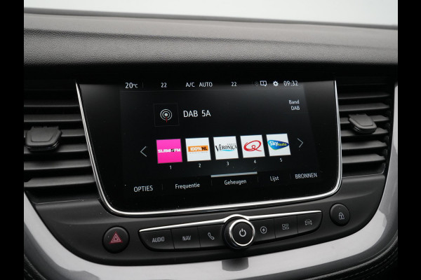 Opel Grandland X 1.6 Turbo Hybrid4 300pk Innovation Navigatie Camera Elek. klep Keyless Carplay Side Assist 68