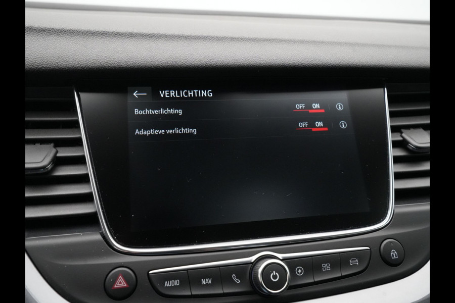 Opel Grandland X 1.6 Turbo Hybrid4 300pk Innovation Navigatie Camera Elek. klep Keyless Carplay Side Assist 68