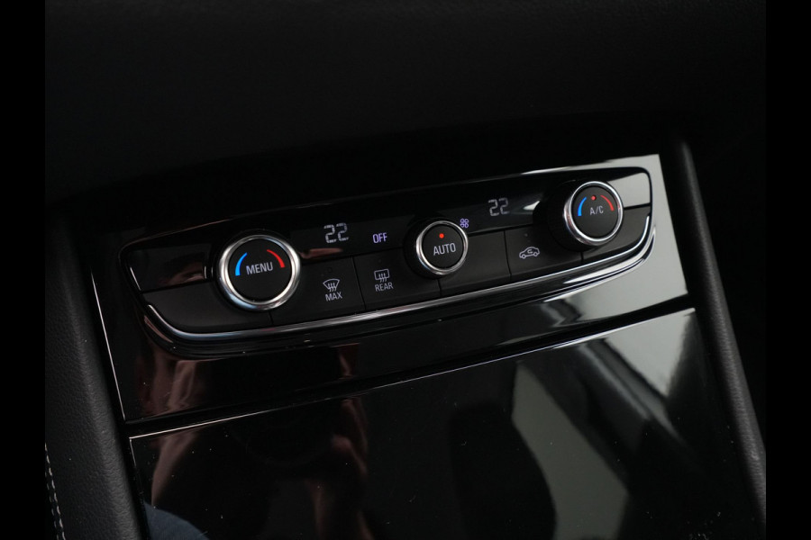 Opel Grandland X 1.6 Turbo Hybrid4 300pk Innovation Navigatie Camera Elek. klep Keyless Carplay Side Assist 68