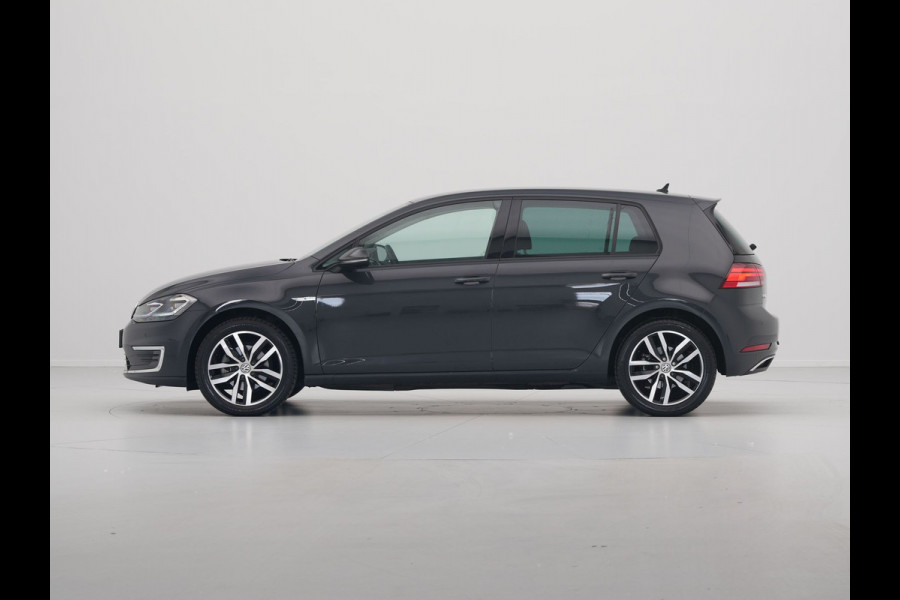 Volkswagen e-Golf E-DITION 136pk Navigatie Camera Acc Led 139