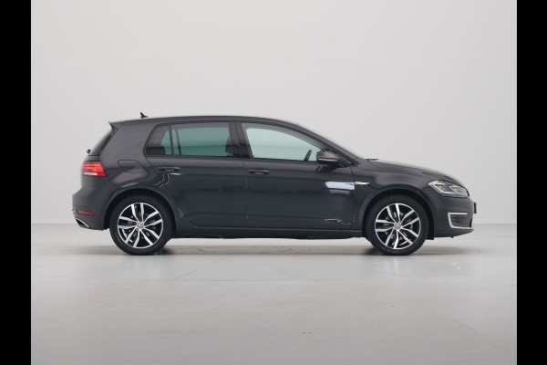 Volkswagen e-Golf E-DITION 136pk Navigatie Camera Acc Led 139
