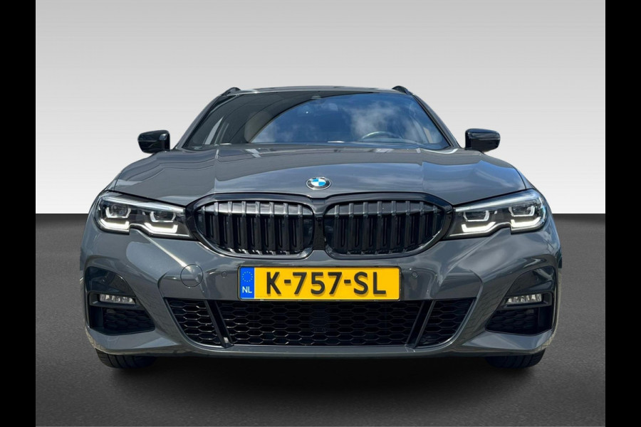 BMW 3 Serie Touring 330e High Executive  | M Sport | dealer onderhouden