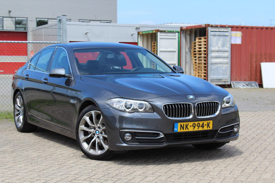 BMW 5 Serie 520i Luxury Edition AUTOMAAT VOL LEDER MULTI MEDIA DEALER ONDERHOUDEN