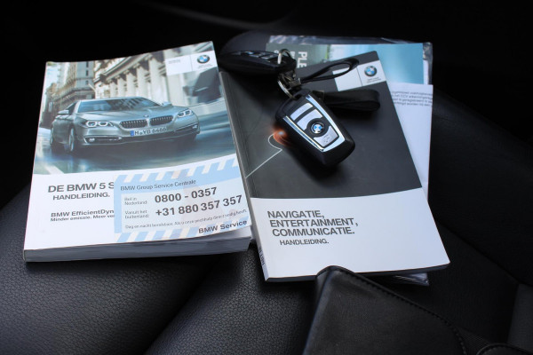 BMW 5 Serie 520i Luxury Edition AUTOMAAT VOL LEDER MULTI MEDIA DEALER ONDERHOUDEN
