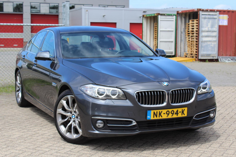 BMW 5 Serie 520i Luxury Edition AUTOMAAT VOL LEDER MULTI MEDIA DEALER ONDERHOUDEN