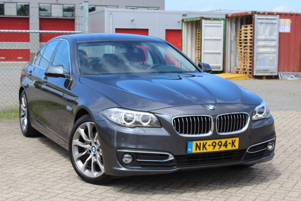 BMW 5 Serie 520i Luxury Edition AUTOMAAT VOL LEDER MULTI MEDIA DEALER ONDERHOUDEN