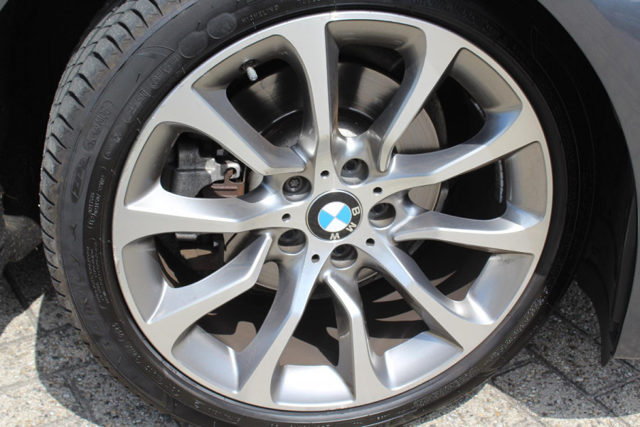 BMW 5 Serie 520i Luxury Edition AUTOMAAT VOL LEDER MULTI MEDIA DEALER ONDERHOUDEN