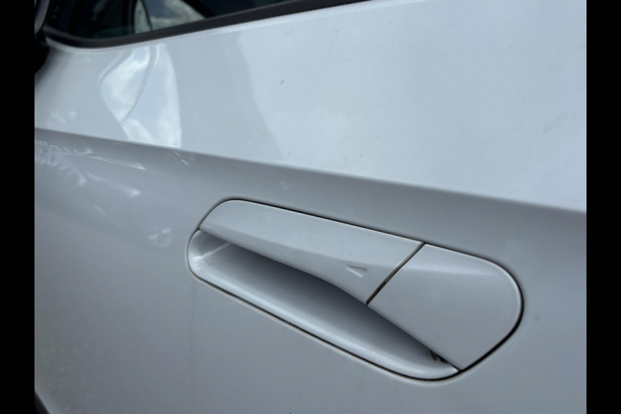 Volkswagen ID.4 Pro Performance CAMERA | LEDER/ALCANTARA | RIJKLAAR INCL. 12 MND. BOVAGGARANTIE