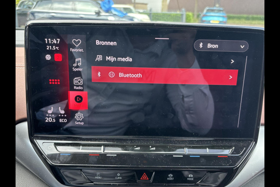 Volkswagen ID.4 Pro Performance CAMERA | LEDER/ALCANTARA | RIJKLAAR INCL. 12 MND. BOVAGGARANTIE