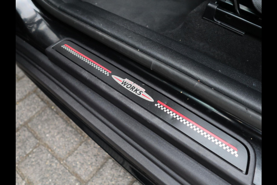 MINI Countryman 2.0 Cooper S John Cooper Works | Panodak | Sportstoelen | Apple Carplay |