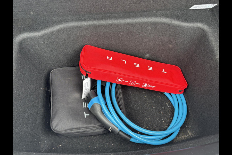 Tesla Model 3 Standard RWD Plus 60 kWh FACELIFT | AUTOPILOT | RIJKLAAR INCL. 12 MND. BOVAGGARANTIE