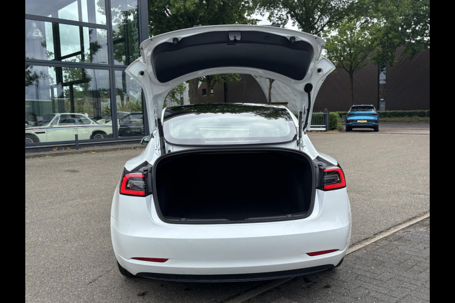 Tesla Model 3 Standard RWD Plus 60 kWh FACELIFT | AUTOPILOT | RIJKLAAR INCL. 12 MND. BOVAGGARANTIE