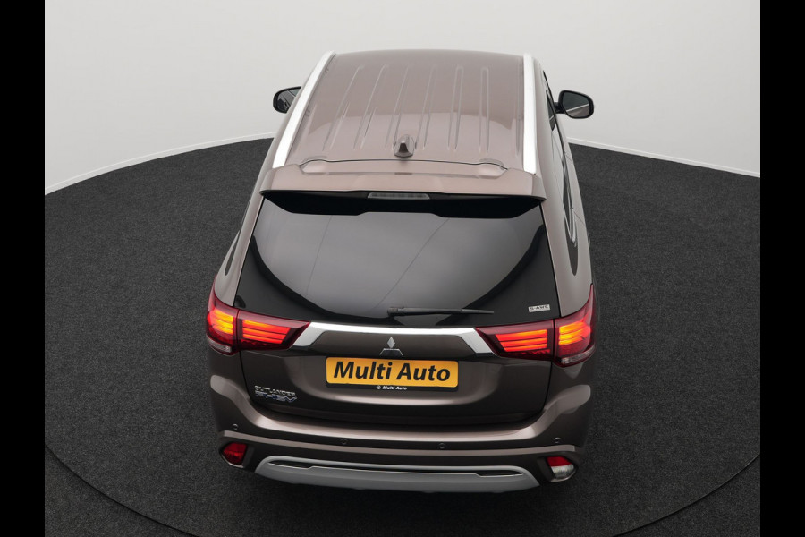 Mitsubishi Outlander 2.4 Intense Plug In Hybrid 225pk Dealer O.H PHEV | Alcantara Sportstoelen Verwarmd | Keyless | Navi Full Map | Camera | Apple Carplay | PDC V + A |