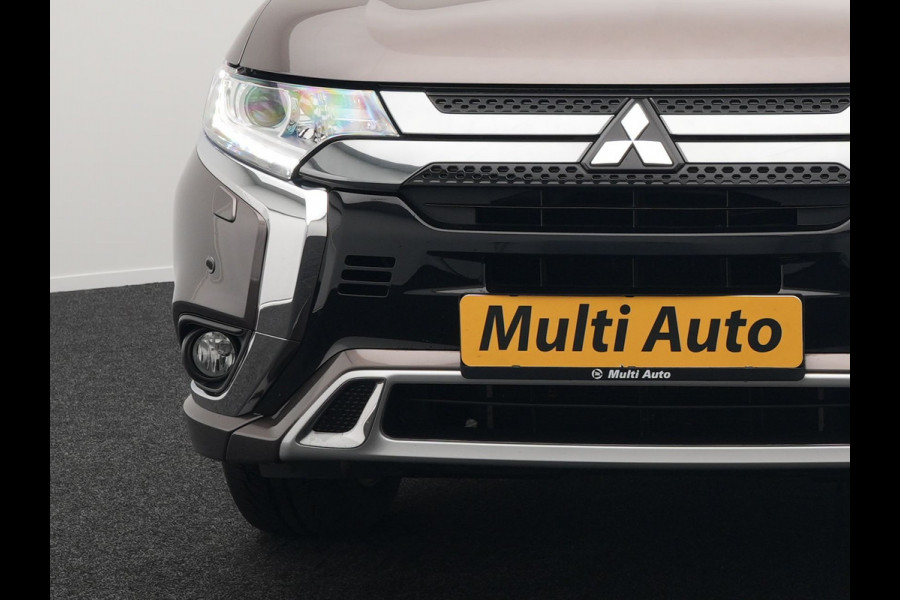 Mitsubishi Outlander 2.4 Intense Plug In Hybrid 225pk Dealer O.H PHEV | Alcantara Sportstoelen Verwarmd | Keyless | Navi Full Map | Camera | Apple Carplay | PDC V + A |