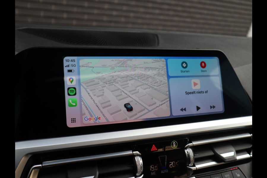 BMW 3 Serie Touring 320i High Executive | HUD | Panodak | Adaptive Cruise