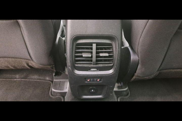 Ford Kuga 2.5 PHEV Titanium 225pk | Winterpack | Afneembare Trekhaak | 1.500kg Trekgewicht | All Weather Michelin Cross Climate | Sync 3 Navigatie