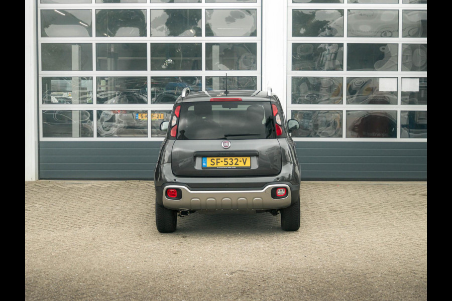Fiat Panda TwinAir Turbo 4x4 Cross | Clima | Winter Pack | Dakrails | Privacy Glass | PDC | Enige in NL !