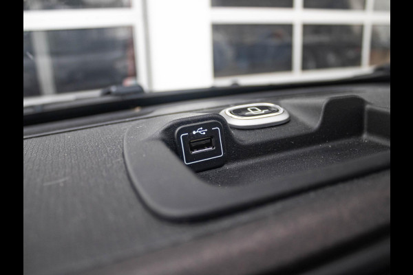 Fiat Panda TwinAir Turbo 4x4 Cross | Clima | Winter Pack | Dakrails | Privacy Glass | PDC | Enige in NL !