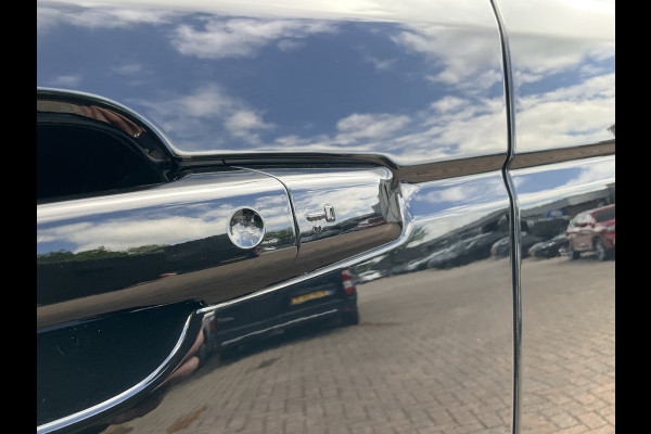Land Rover Range Rover Sport P400e Limited Edition Pano.Dak Matrix Meridian HUD Leder Plug-in!