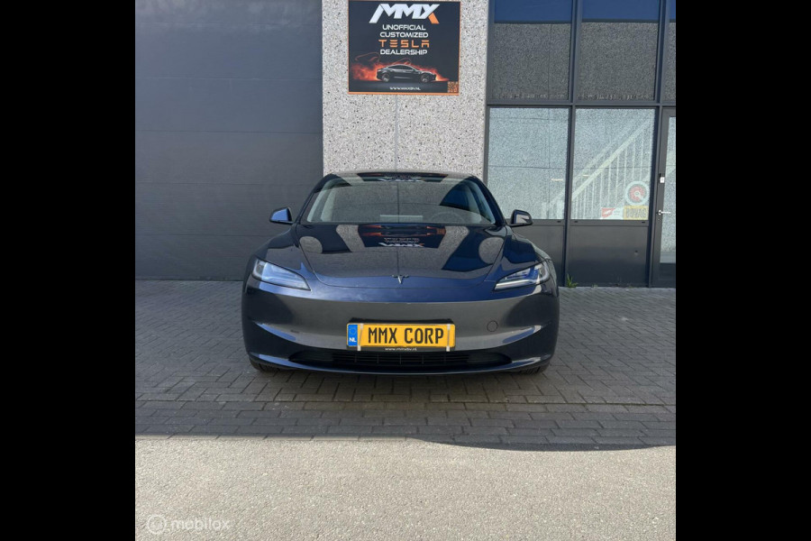 Tesla Model 3 SR+ HIGHLAND MMX PACK