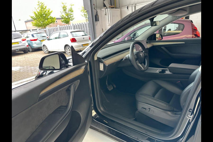Tesla Model Y RWD 58 kWh NOG 5 JAAR GARANTIE VOOR ACCU