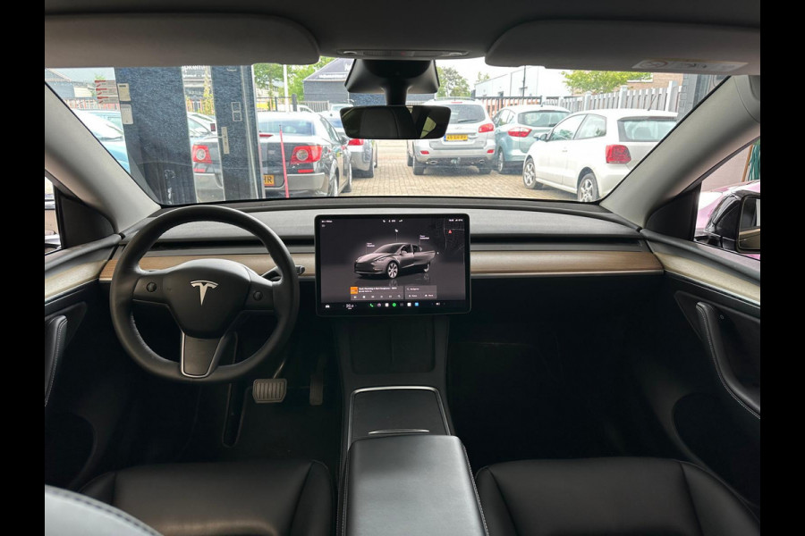 Tesla Model Y RWD 58 kWh NOG 5 JAAR GARANTIE VOOR ACCU