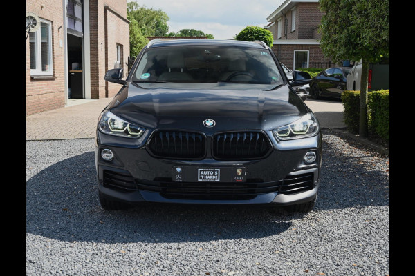BMW X2 SDrive20i High Executive 192 PK Aut. Leder Led Cruise Clima 18''