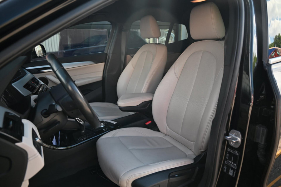 BMW X2 SDrive20i High Executive 192 PK Aut. Leder Led Cruise Clima 18''