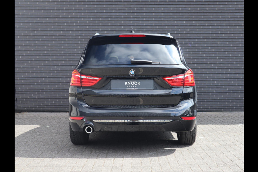 BMW 2 Serie Gran Tourer 218i High Executive | Head Up | Panodak | Memory stoelen | Trekhaak |
