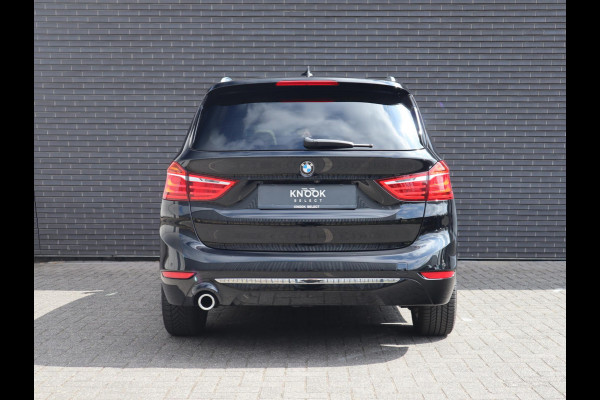 BMW 2 Serie Gran Tourer 218i High Executive | Head Up | Panodak | Memory stoelen | Trekhaak |